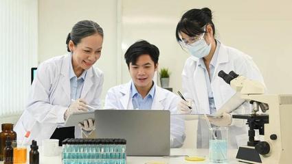 計算機(jī)軟件開發(fā)及維修 從基礎(chǔ)到卓越，考研后的廣闊就業(yè)前景
